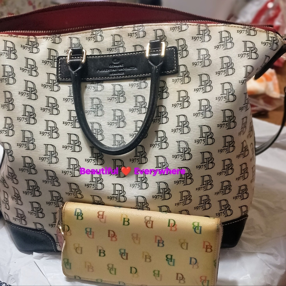 Dooney and Bourke Purse